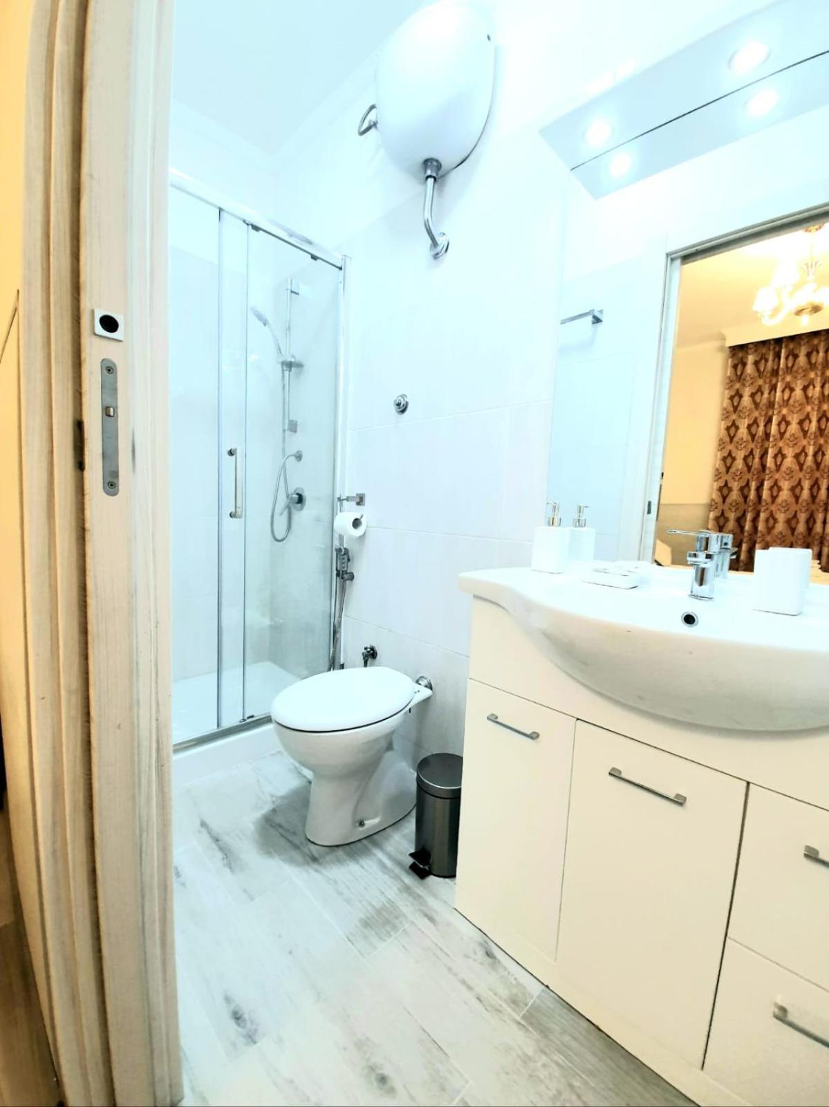 Luxury Triple Room